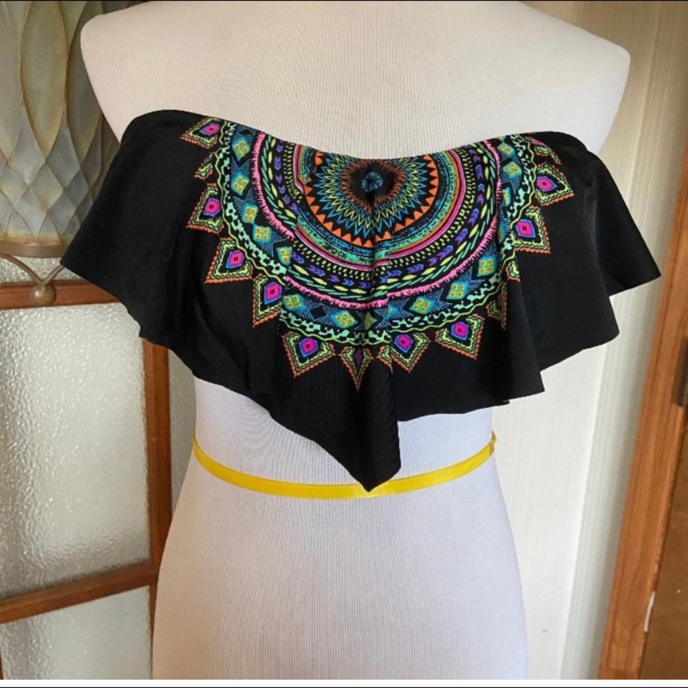 Peacock design strapless bathing suit top